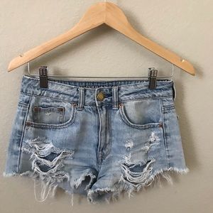 American Eagle high waisted light denim shorts